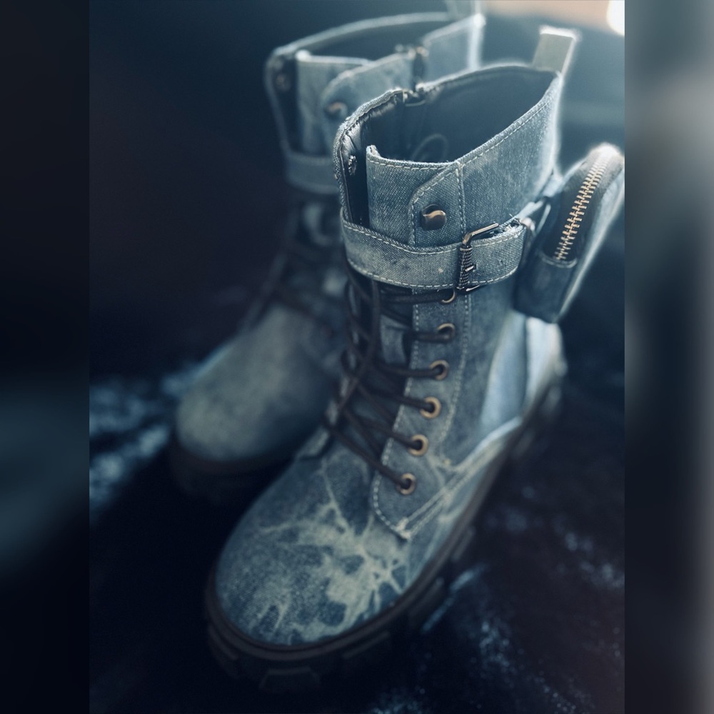 Hayley Denim Boot!!! ๐ - Picture 2 of 6